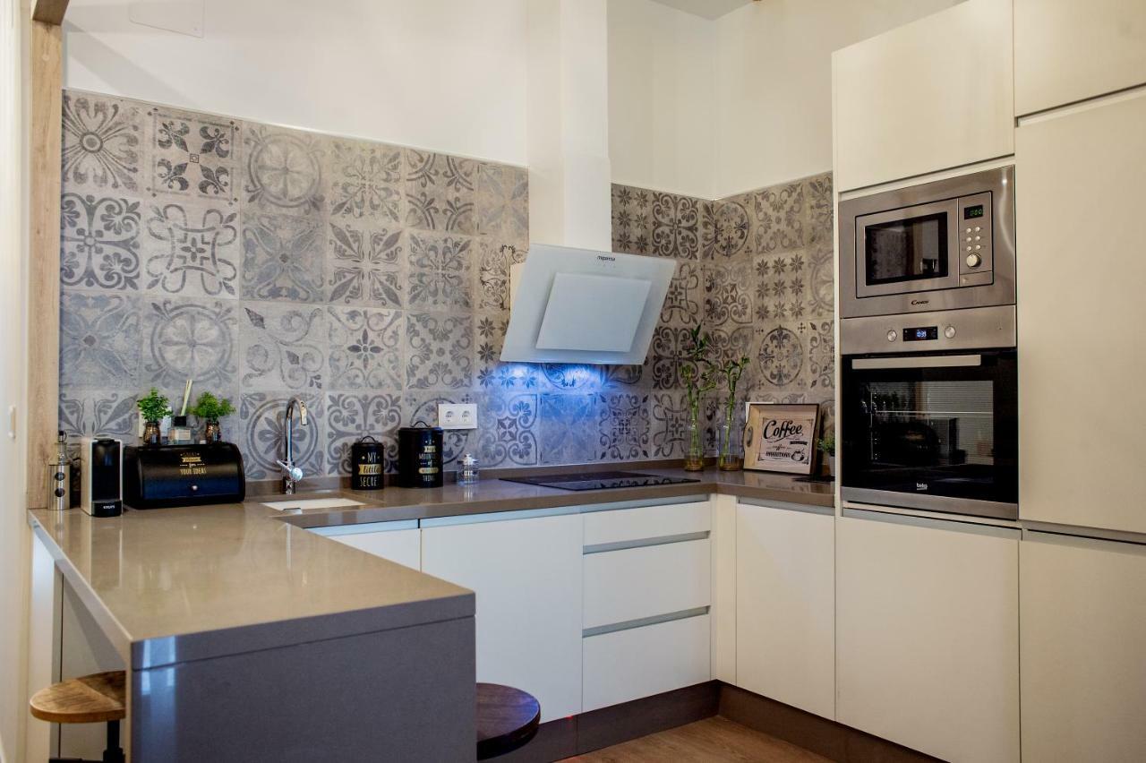 Apartamentos Turisticos Moret 11 - 2A Caces Екстериор снимка